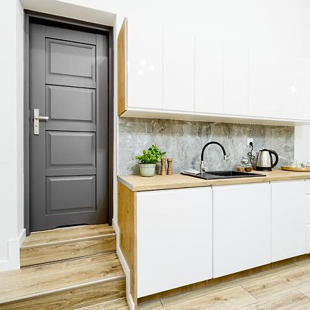 Niron Apartament Dom Z Papieru Sztokholm Piła Buitenkant foto