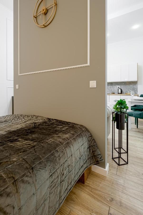 Niron Apartament Dom Z Papieru Sztokholm Piła Buitenkant foto