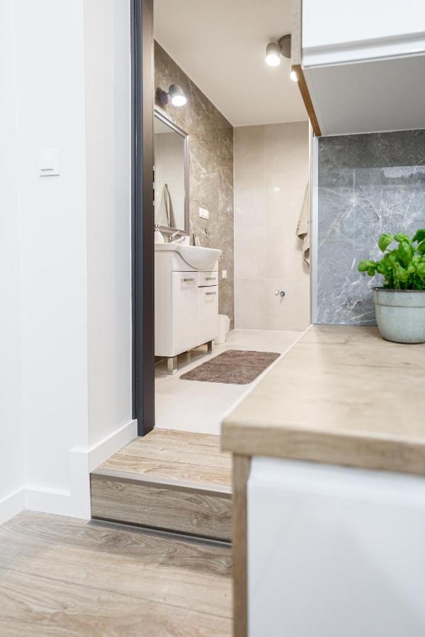 Niron Apartament Dom Z Papieru Sztokholm Piła Buitenkant foto